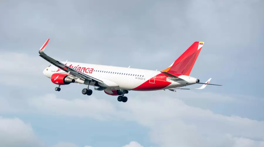 Puedo llevar una mochila aparte del equipaje de mano en Iberia